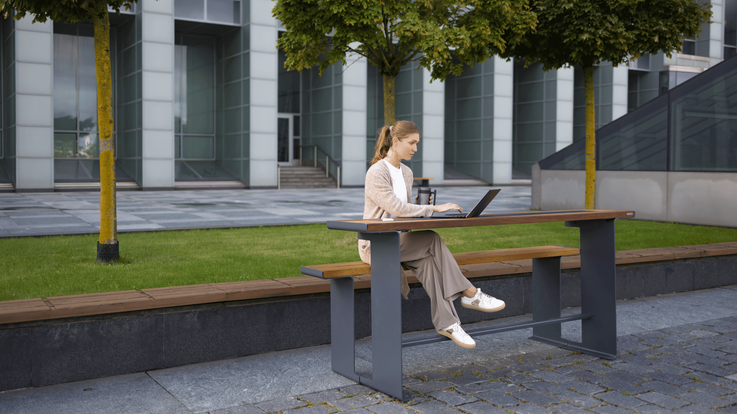 SOLAR.WORKSTATION - Image 8